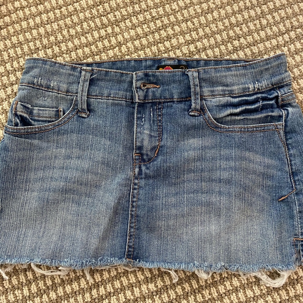 Y2K mini jean skirt